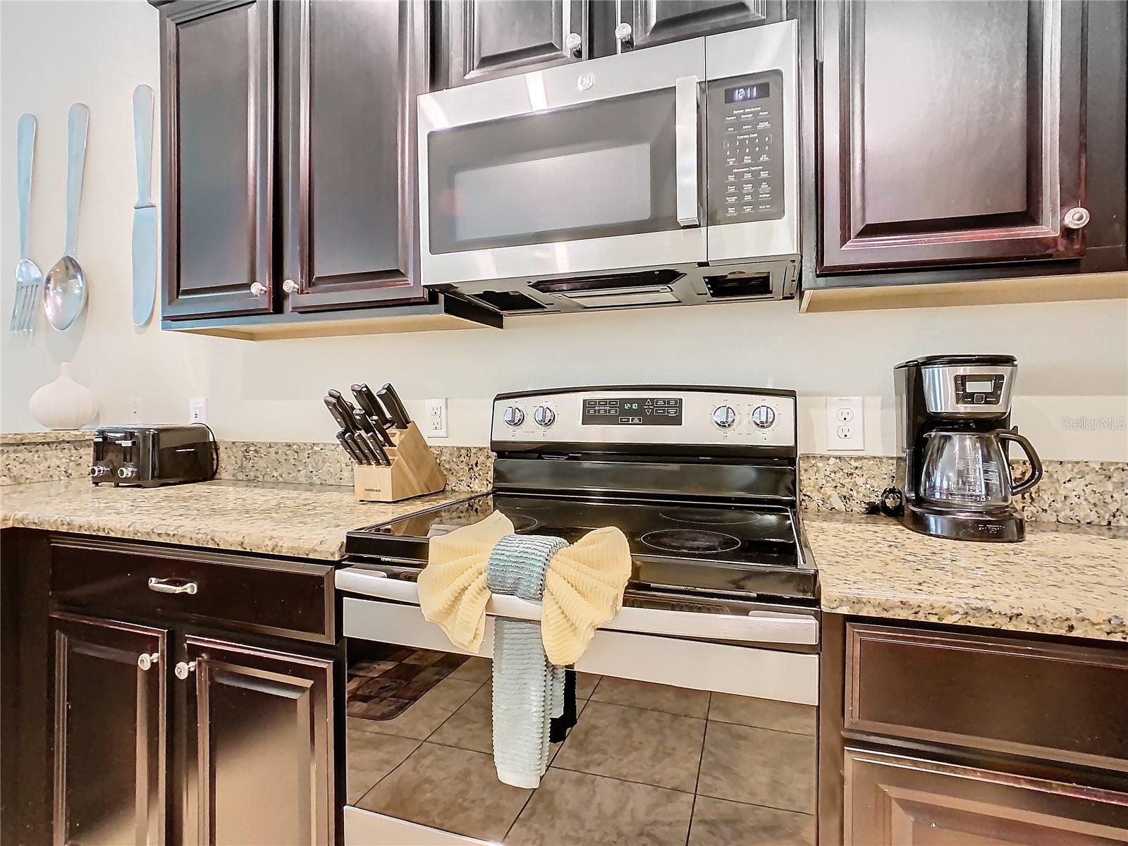 Image 13 of 67 For 1478 Moon Valley Drive