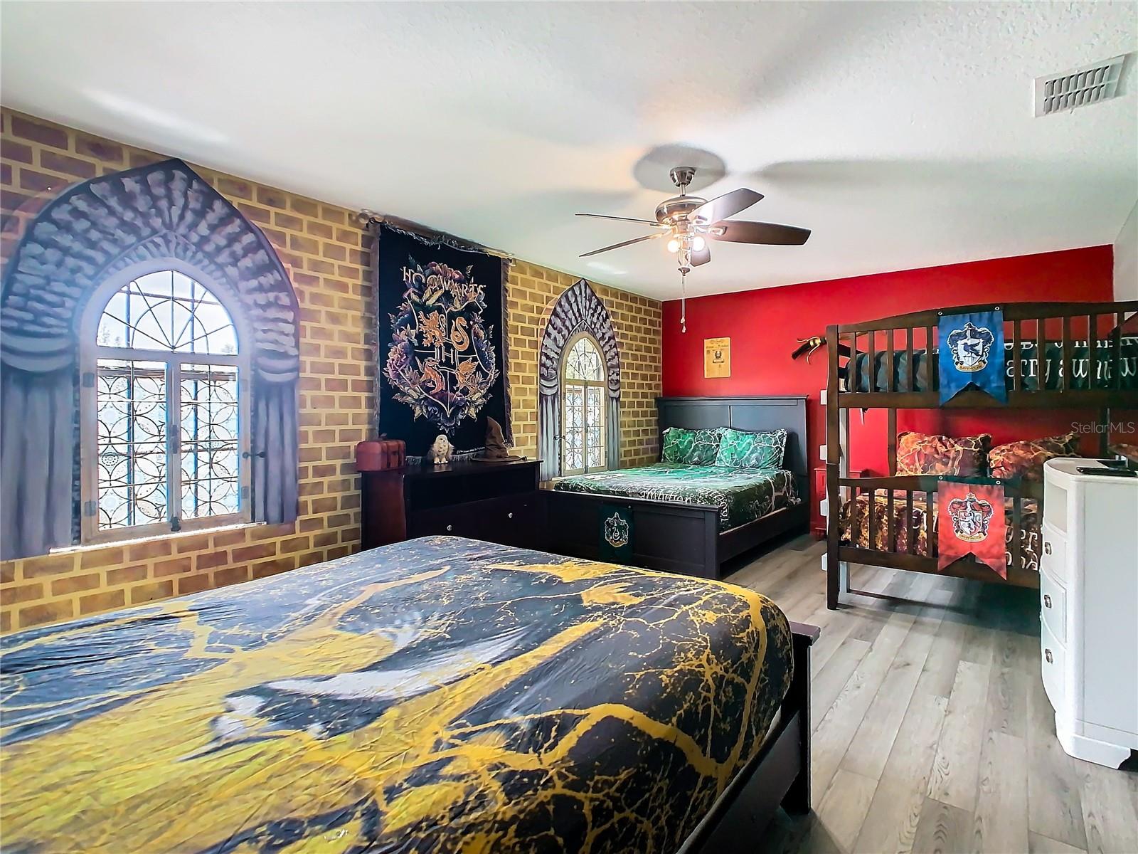 Image 31 of 67 For 1478 Moon Valley Drive