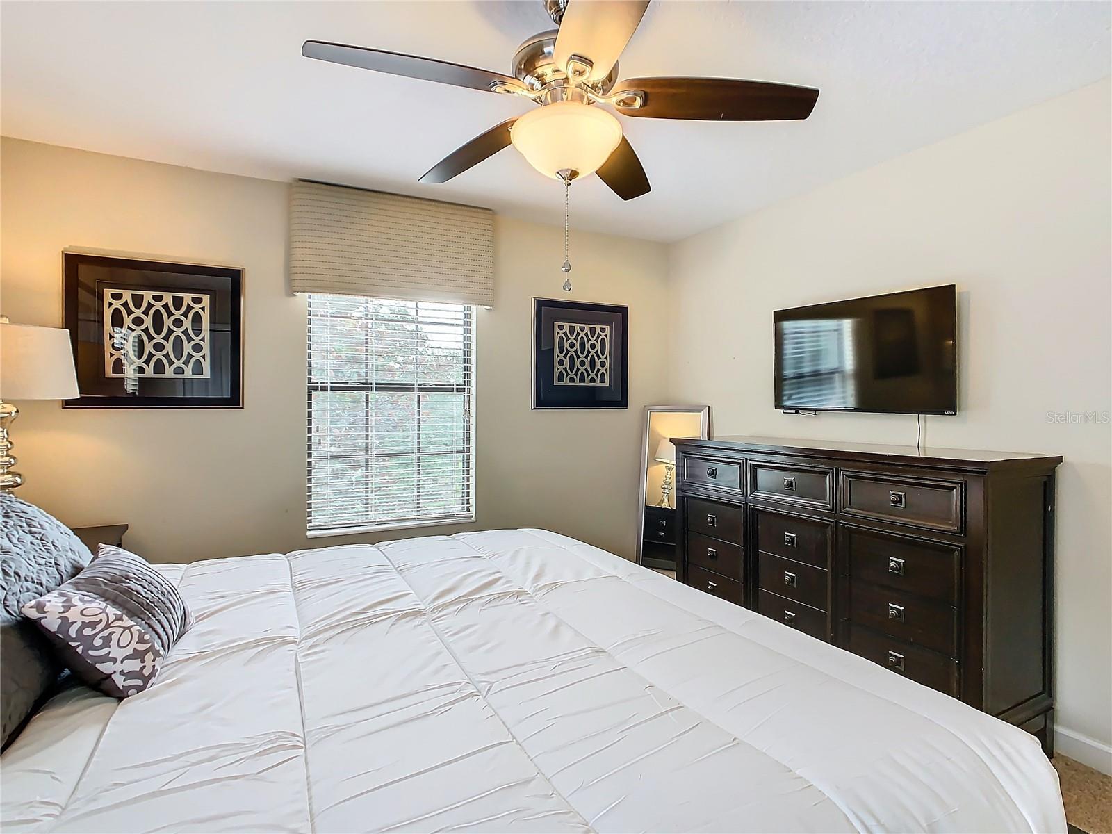 Image 36 of 67 For 1478 Moon Valley Drive