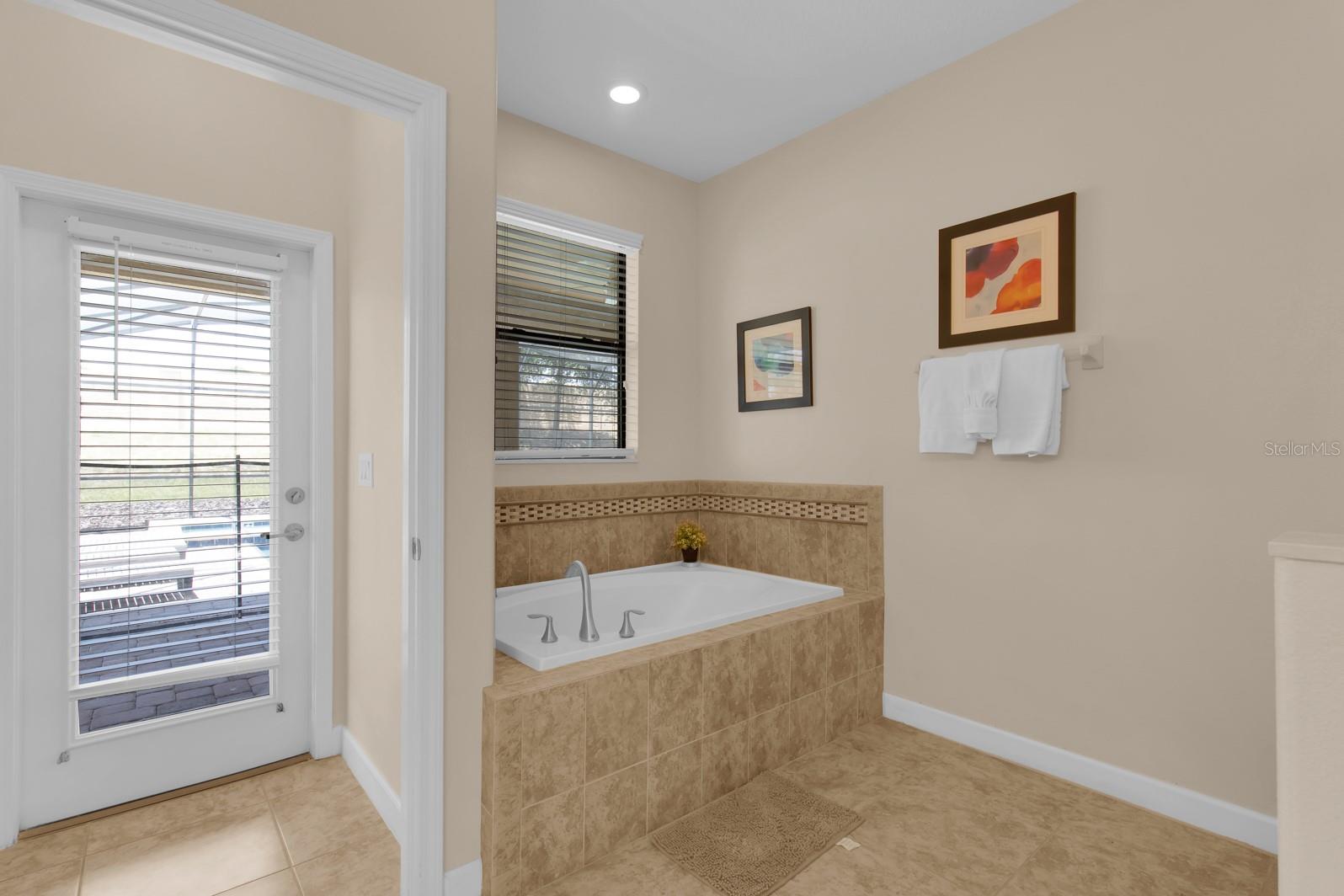 Image 58 of 67 For 1478 Moon Valley Drive