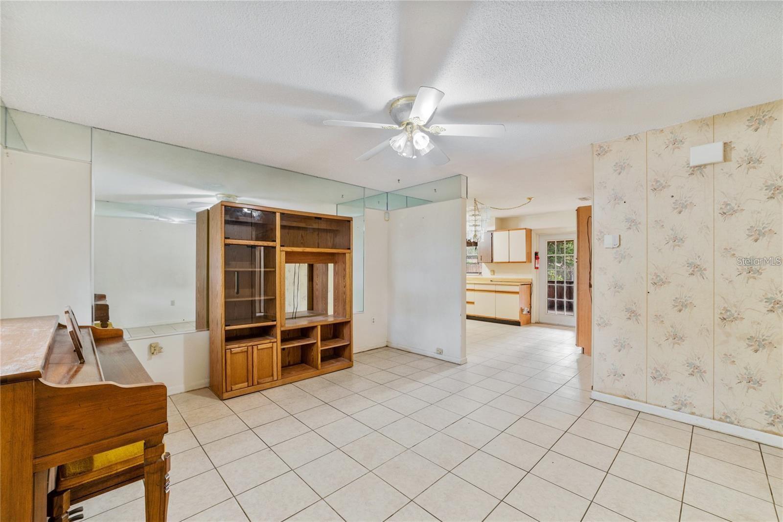 Image 9 of 13 For 7024 Harwick Drive