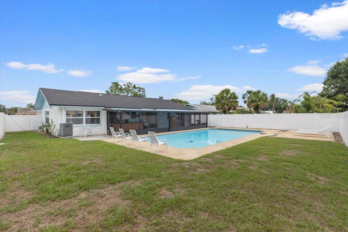 Image 11 of 64 For 14506 Sutter Place
