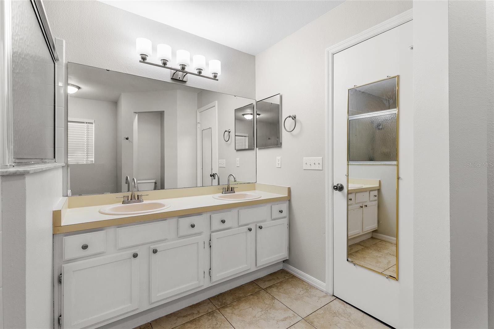 Image 11 of 26 For 6245 Sleepy Hollow Drive
