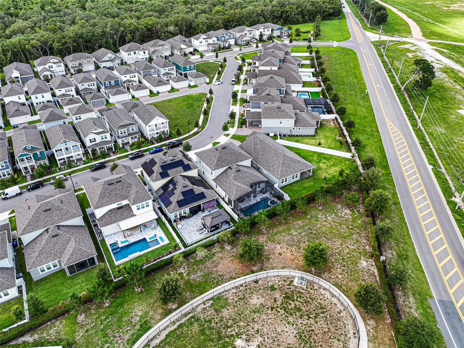 Image 45 of 51 For 14955 Lebeau Loop