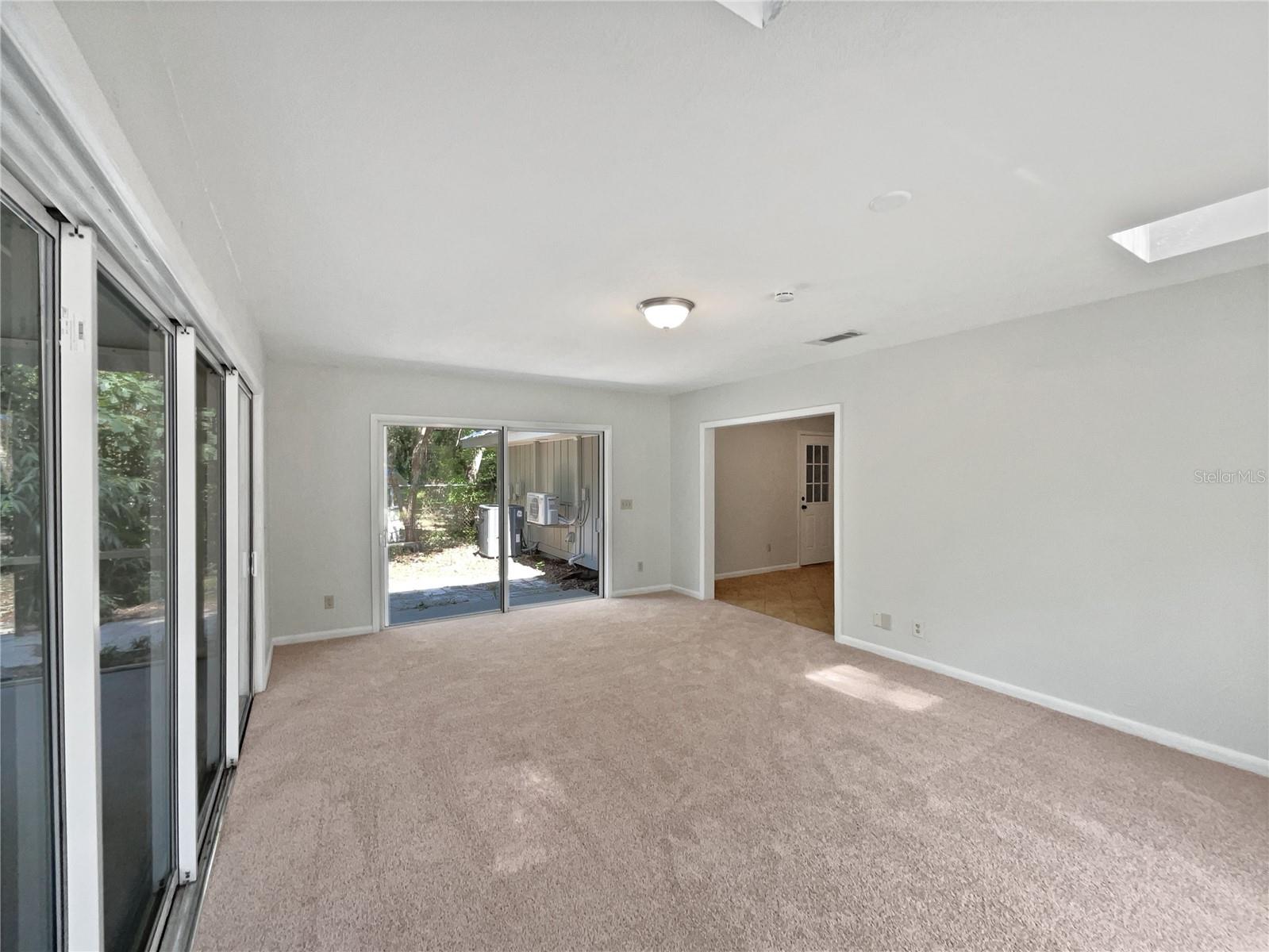 Image 19 of 23 For 13794 112th Street