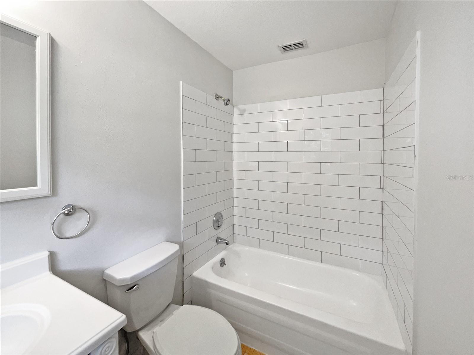 Image 7 of 23 For 13794 112th Street