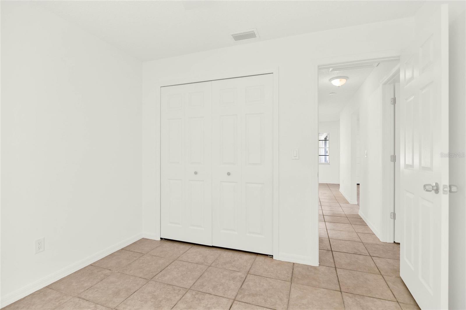 Image 16 of 26 For 2417 Cedar Avenue