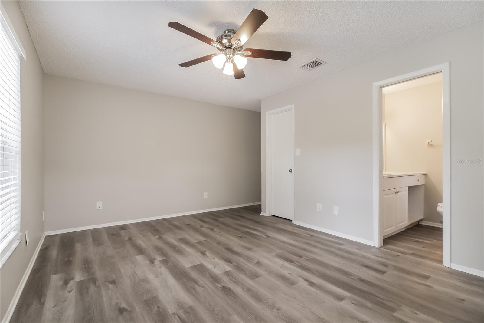 Image 10 of 16 For 419 Cutter Court