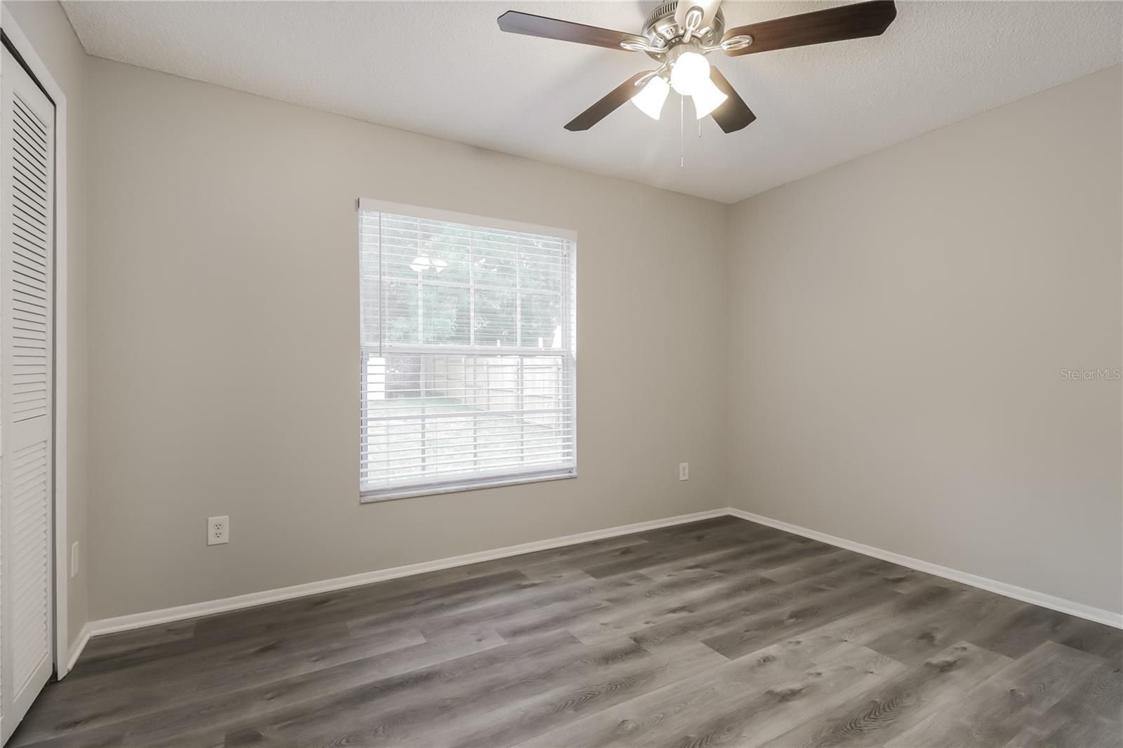 Image 13 of 16 For 419 Cutter Court