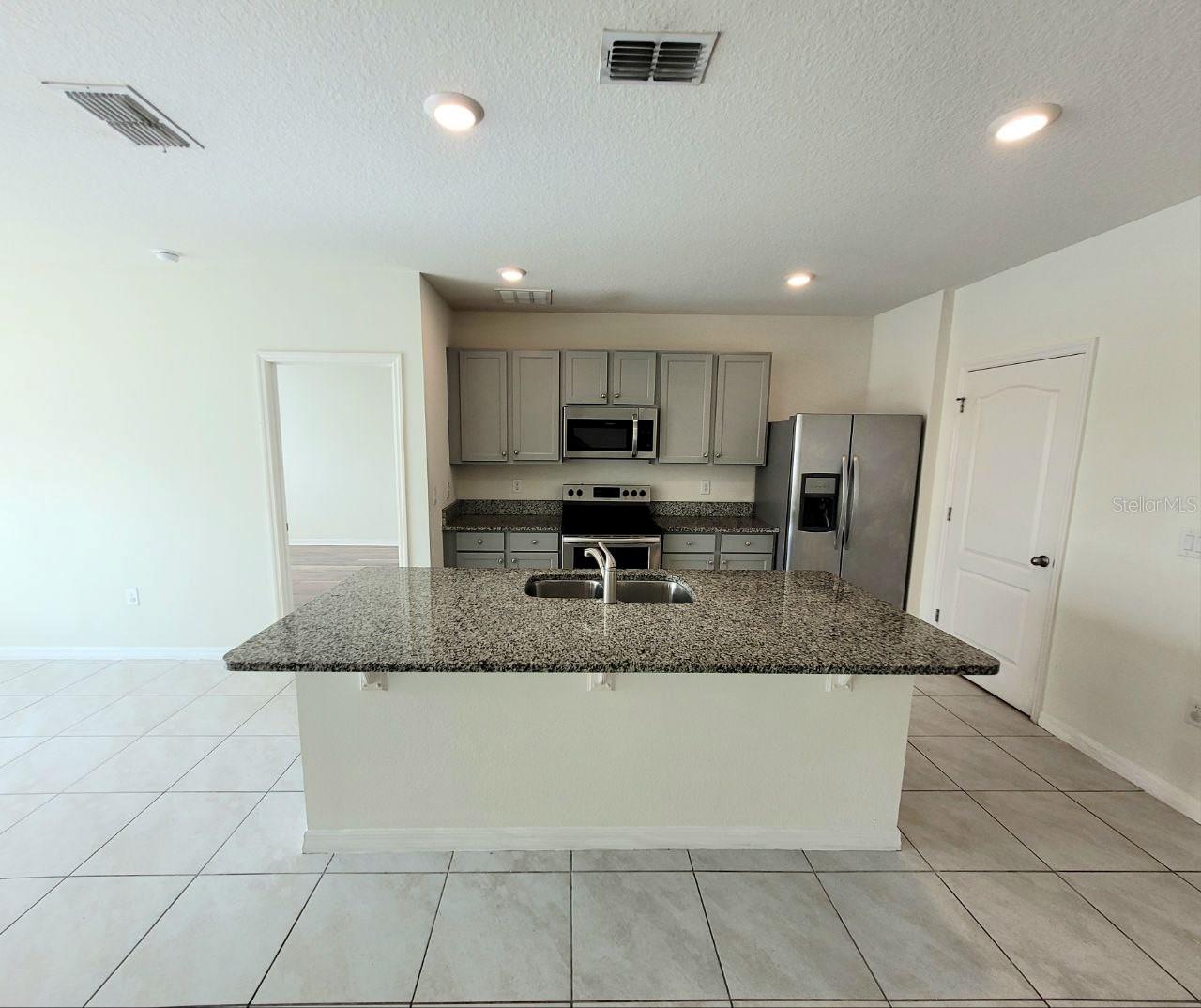 Image 3 of 9 For 5126 Foxtail Fern Way