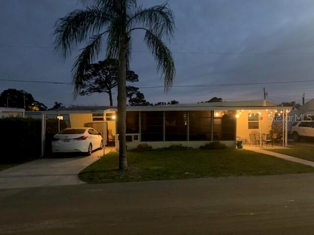 Listing photo id 5 for 12766 Seminole Boulevard 61