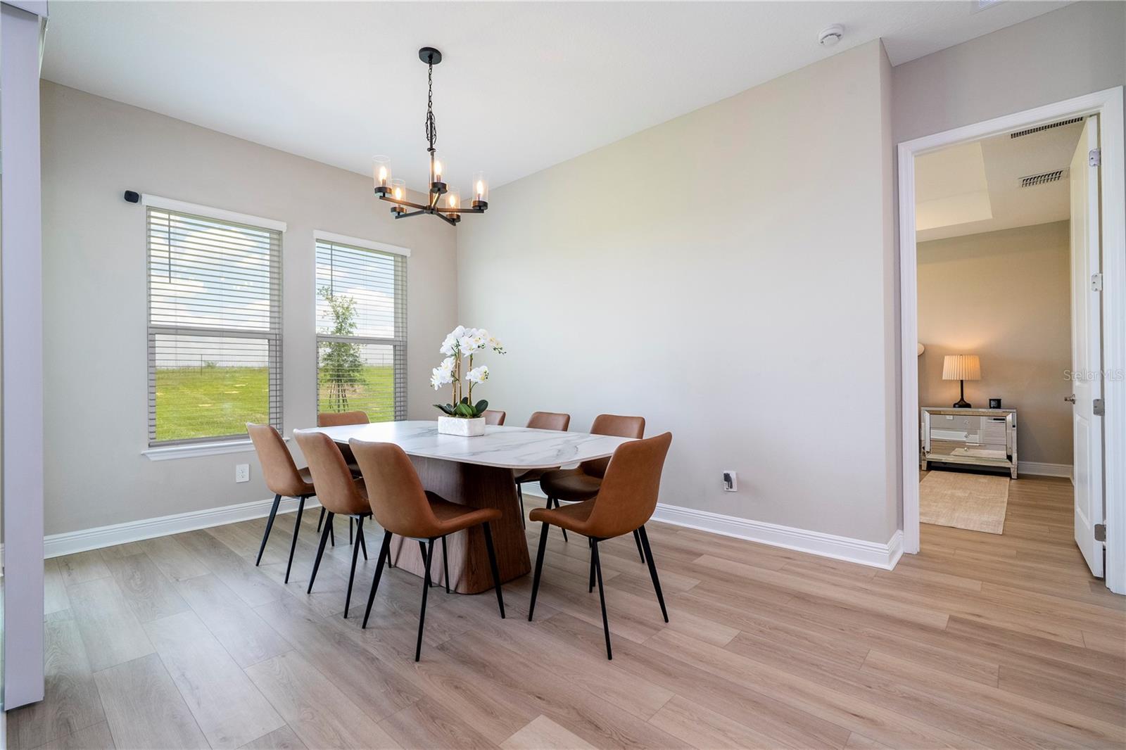 Image 20 of 95 For 16489 Silver Brook Way