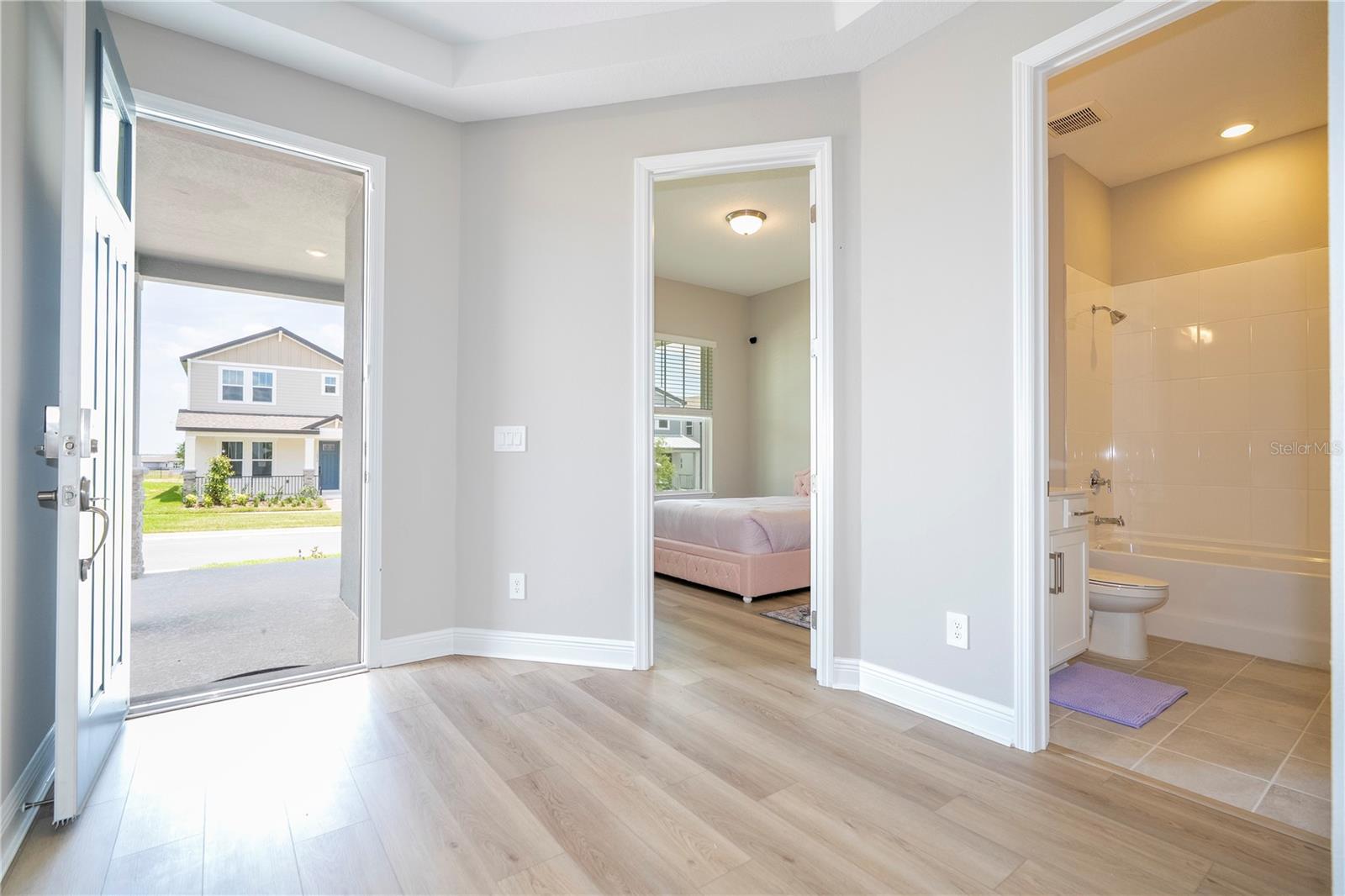 Image 3 of 95 For 16489 Silver Brook Way