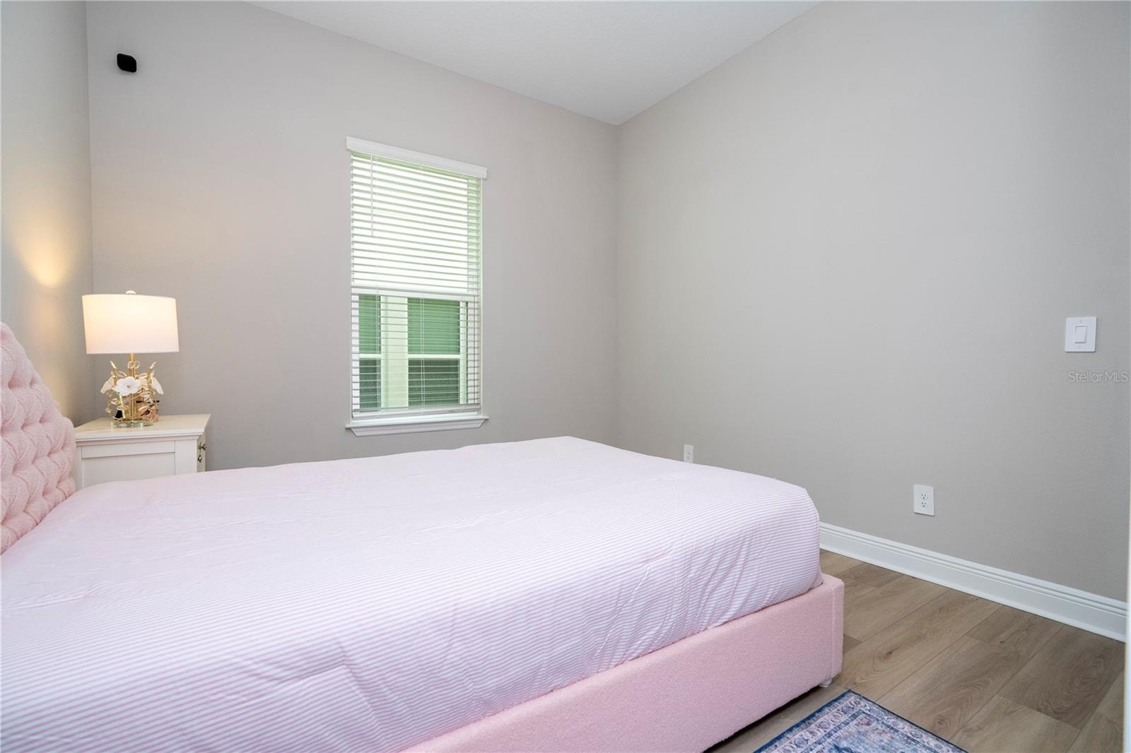 Image 36 of 95 For 16489 Silver Brook Way