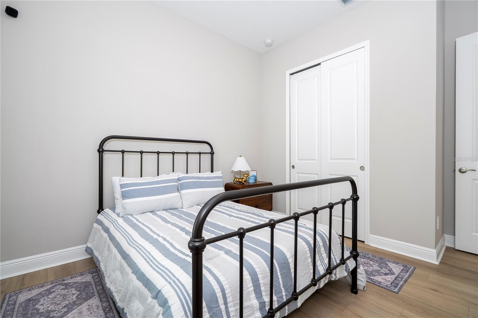 Image 42 of 95 For 16489 Silver Brook Way