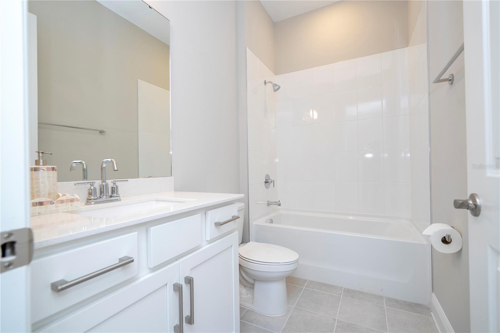 Image 45 of 95 For 16489 Silver Brook Way