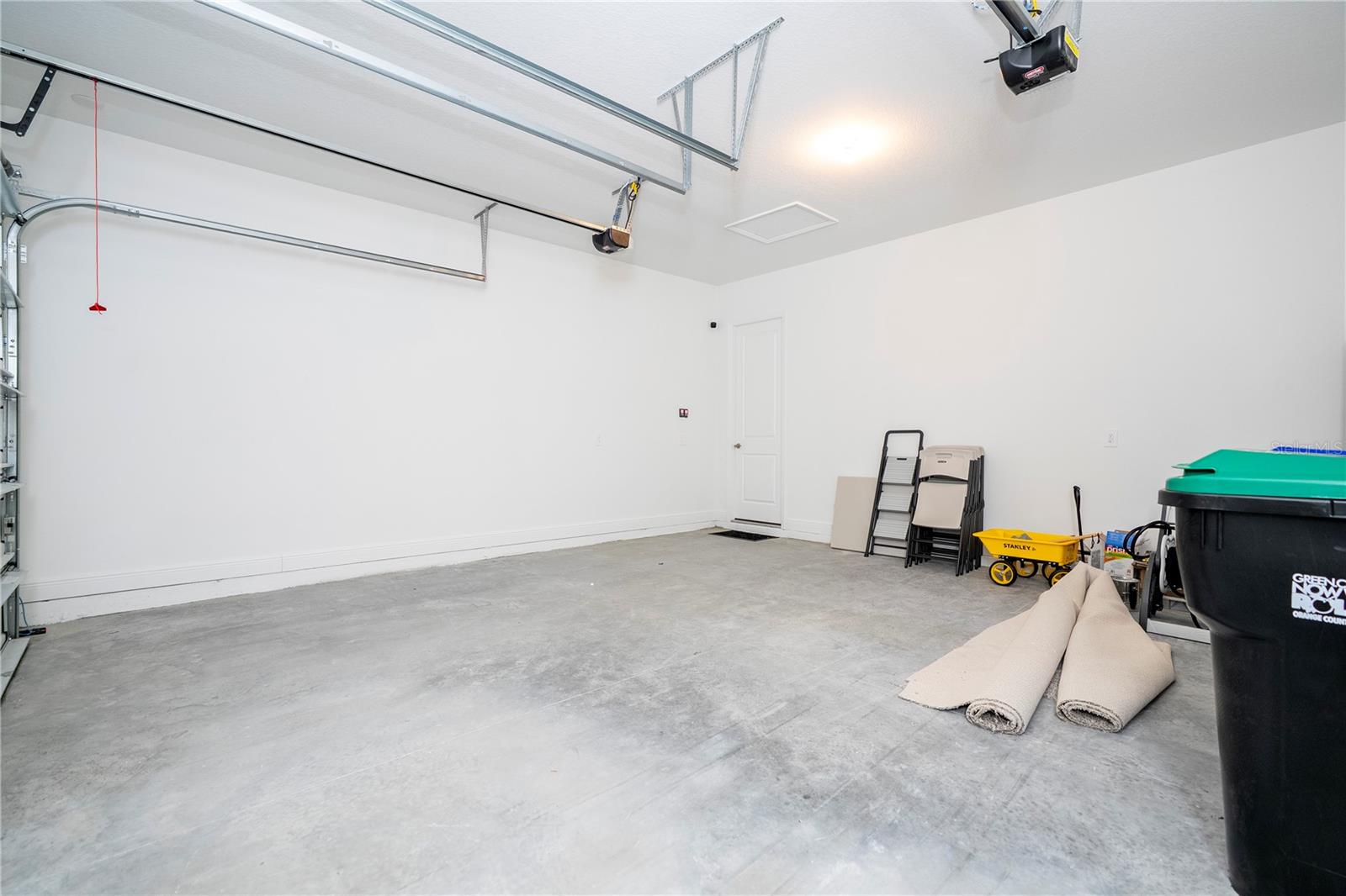 Image 67 of 95 For 16489 Silver Brook Way
