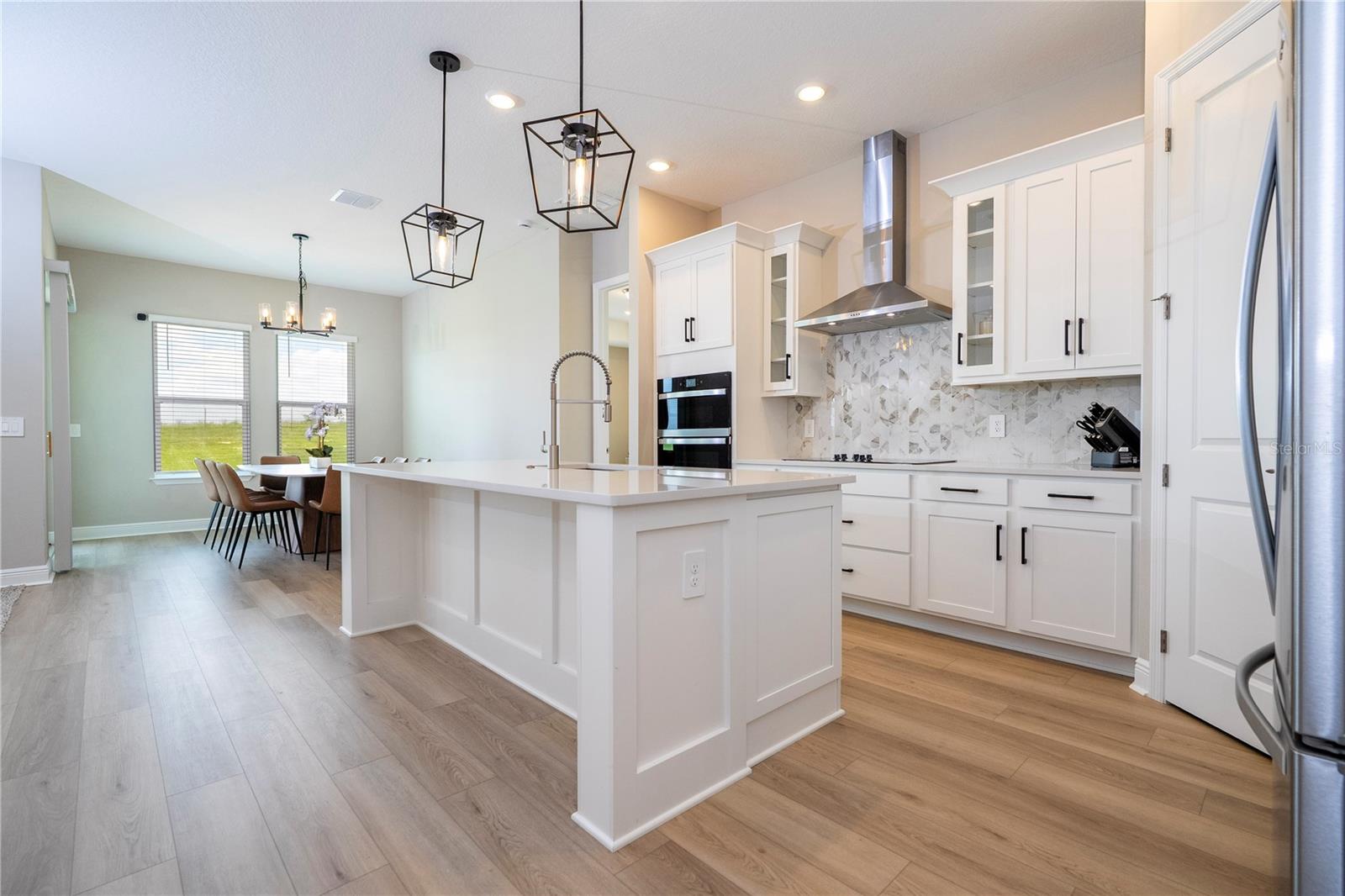 Image 7 of 95 For 16489 Silver Brook Way