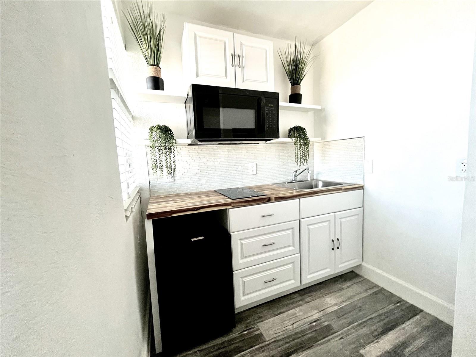 Image 3 of 30 For 935 Atlantic Avenue 255