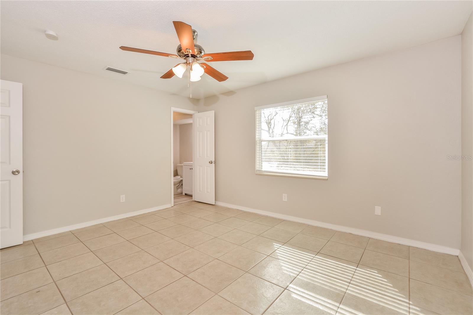Image 10 of 15 For 1604 Palm Avenue