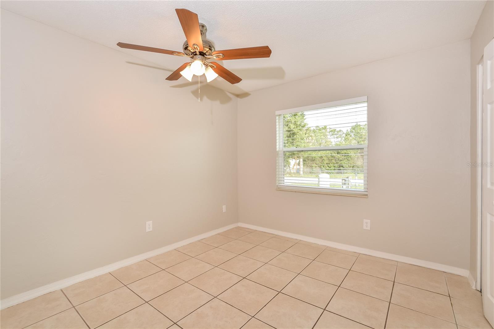 Image 12 of 15 For 1604 Palm Avenue