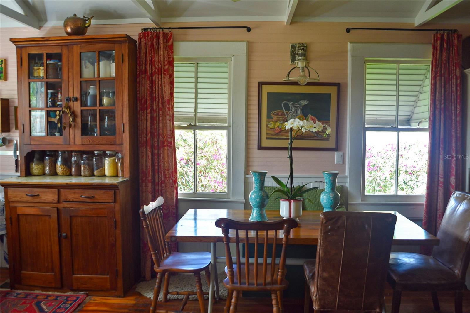Image 22 of 43 For 748 Florence Avenue