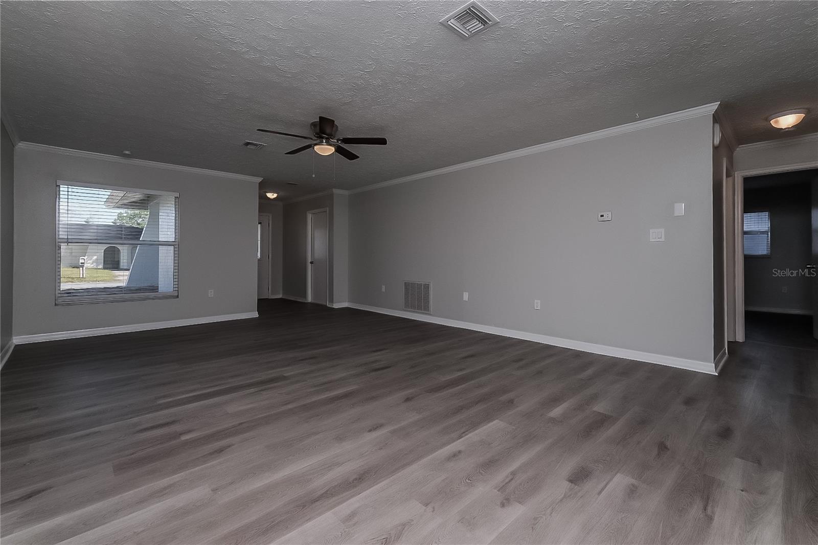 Image 4 of 16 For 7900 Lightfoot Drive