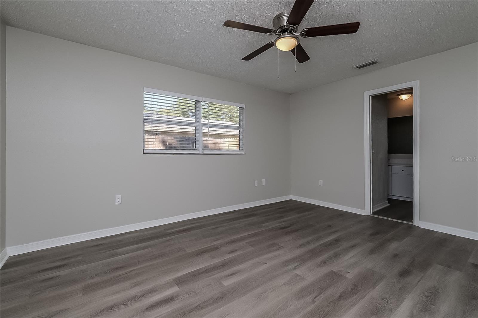 Image 8 of 16 For 7900 Lightfoot Drive