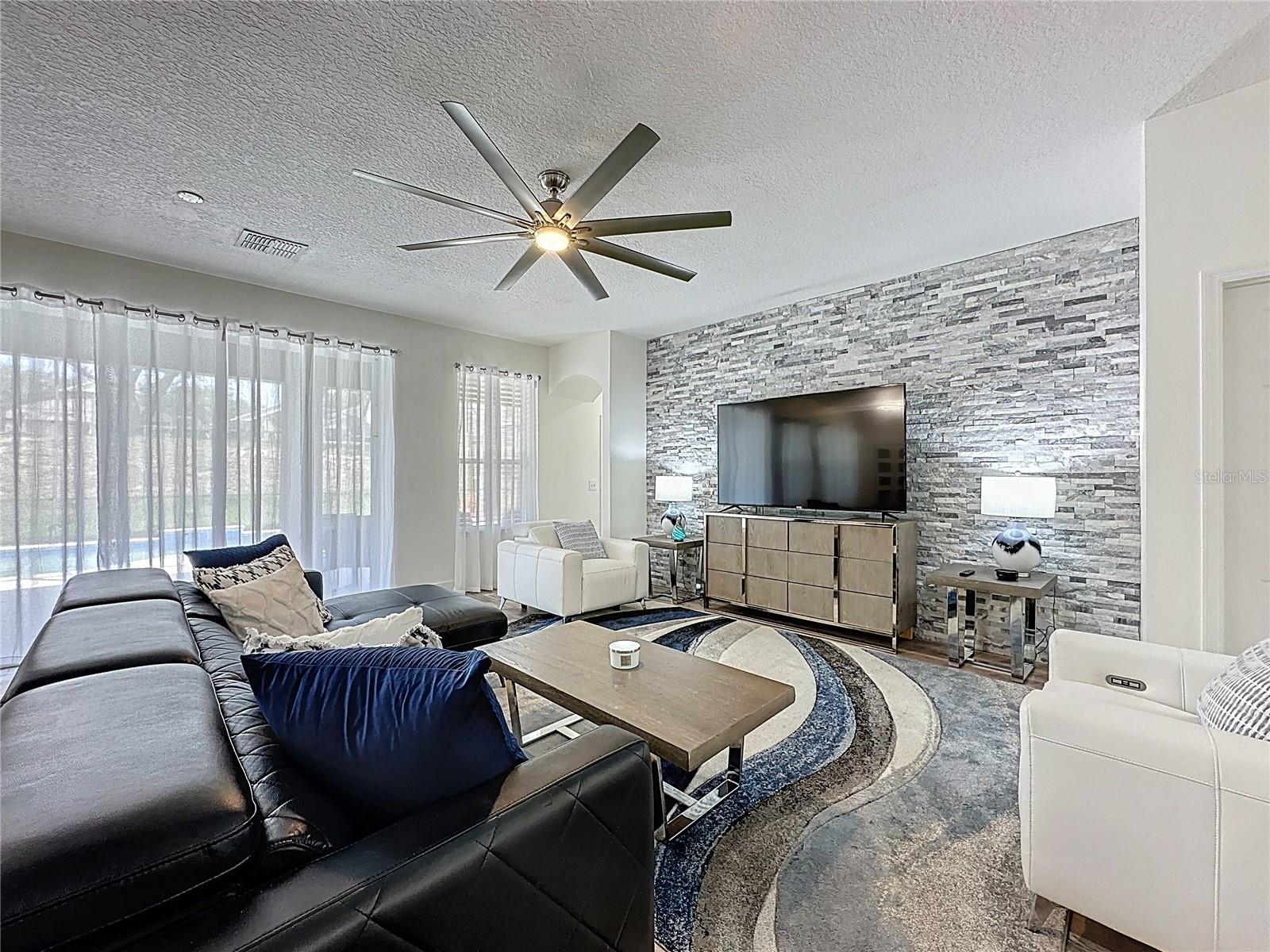 Image 10 of 51 For 8518 La Isla Drive