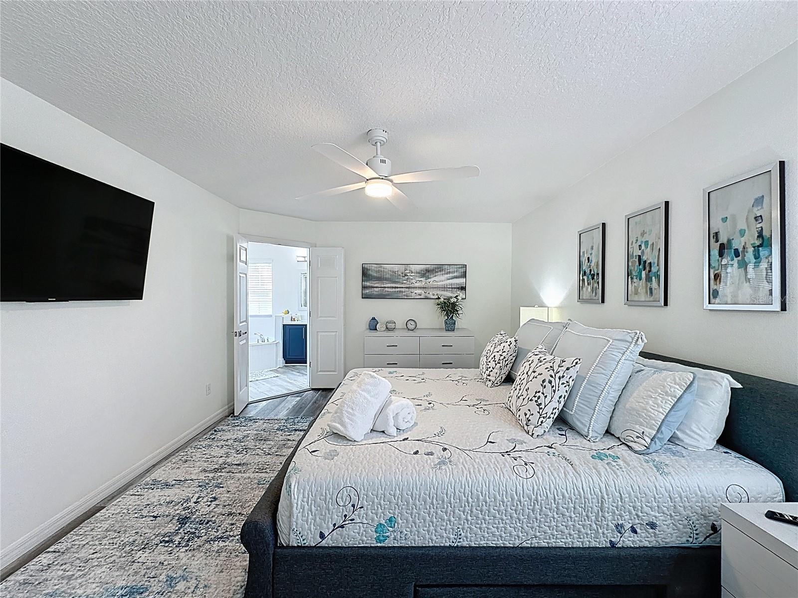 Image 31 of 51 For 8518 La Isla Drive