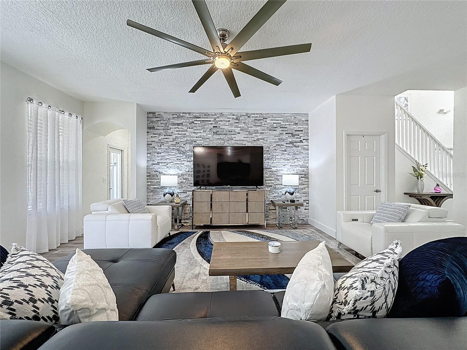 Image 9 of 51 For 8518 La Isla Drive