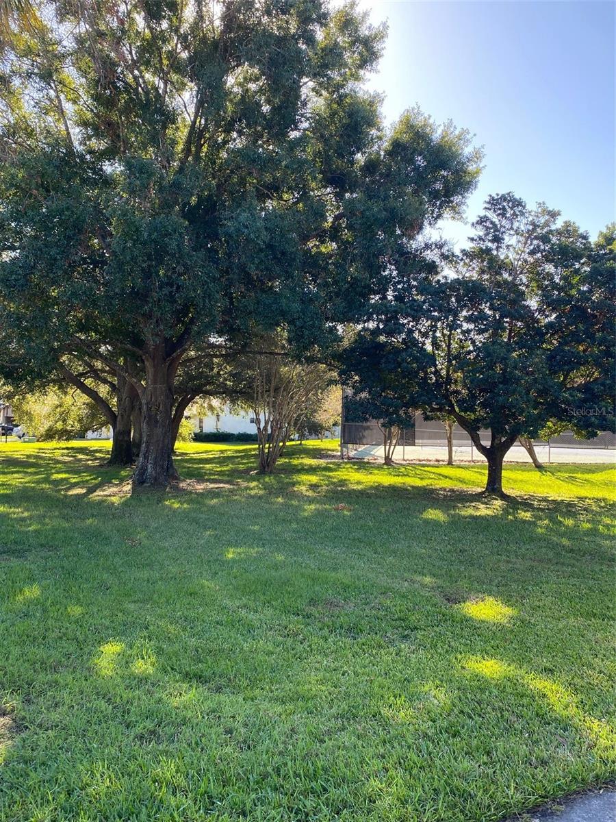 Image 3 of 8 For 724 Barrington Circle