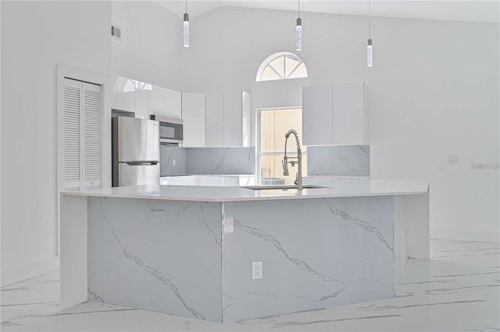 Image 12 of 43 For 3832 Sabal Springs Boulevard