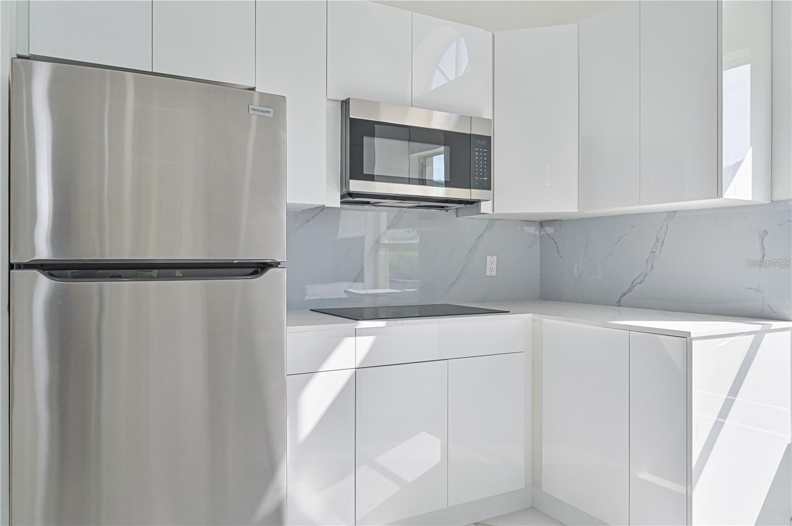 Image 14 of 43 For 3832 Sabal Springs Boulevard