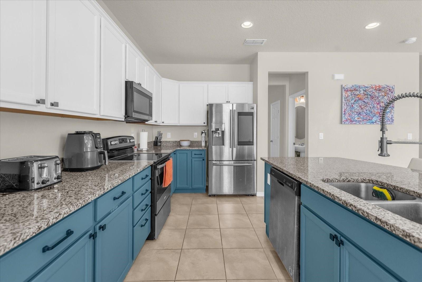Image 22 of 33 For 2742 Red Horse Drive