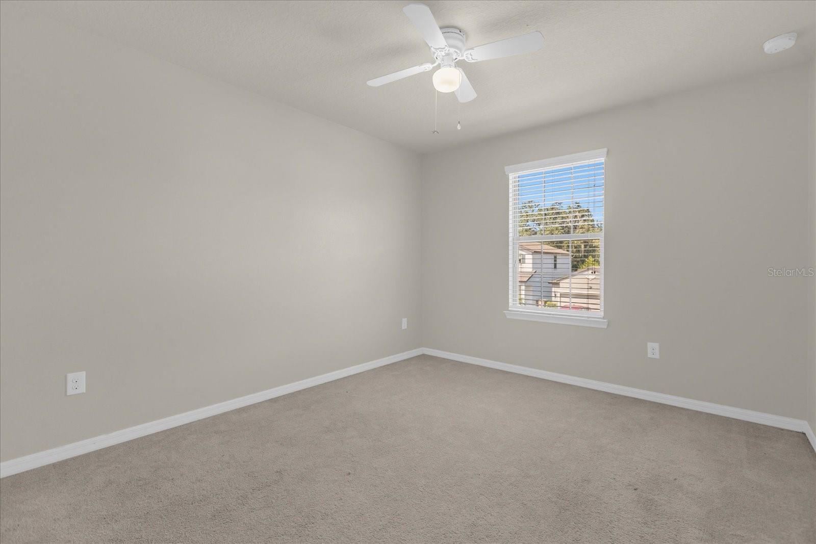 Image 6 of 33 For 2742 Red Horse Drive