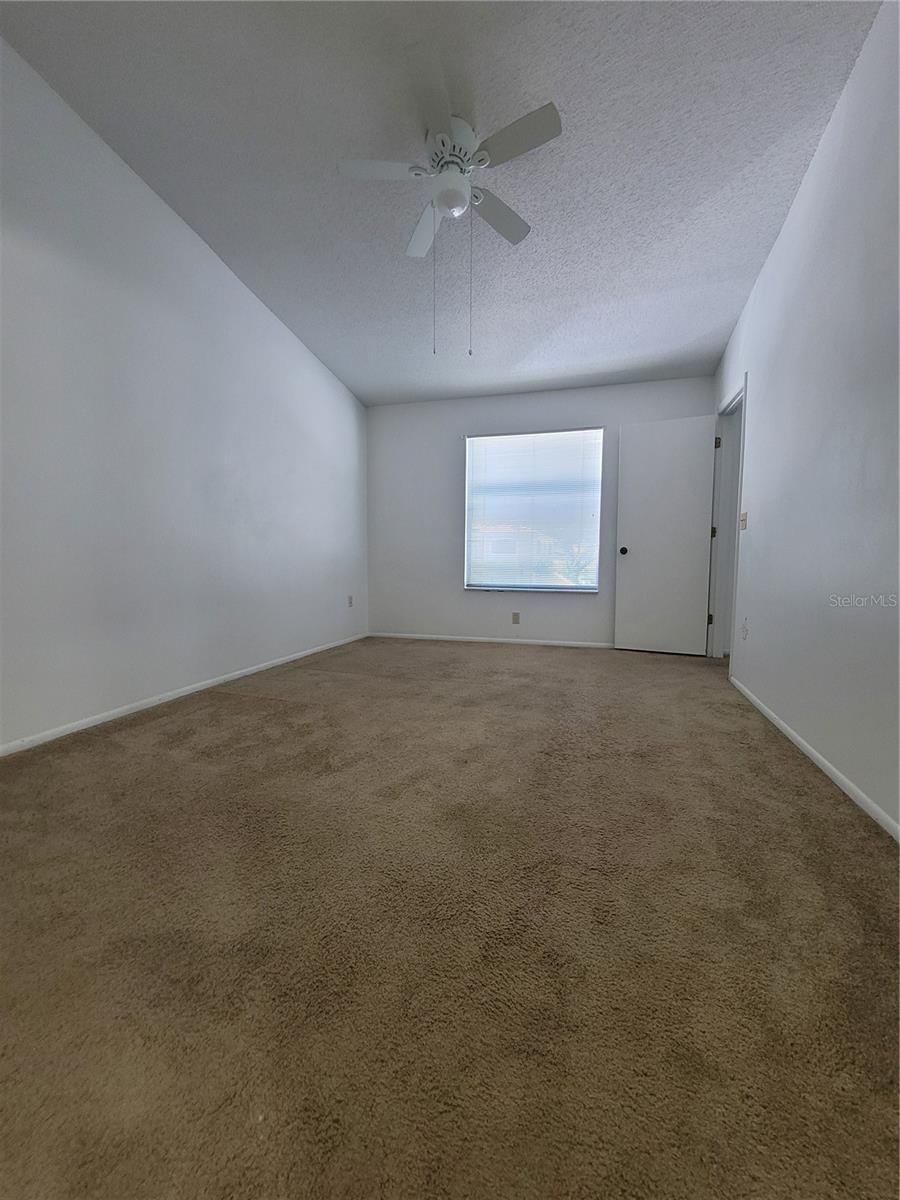 Image 10 of 13 For 3124 Semoran Boulevard 206