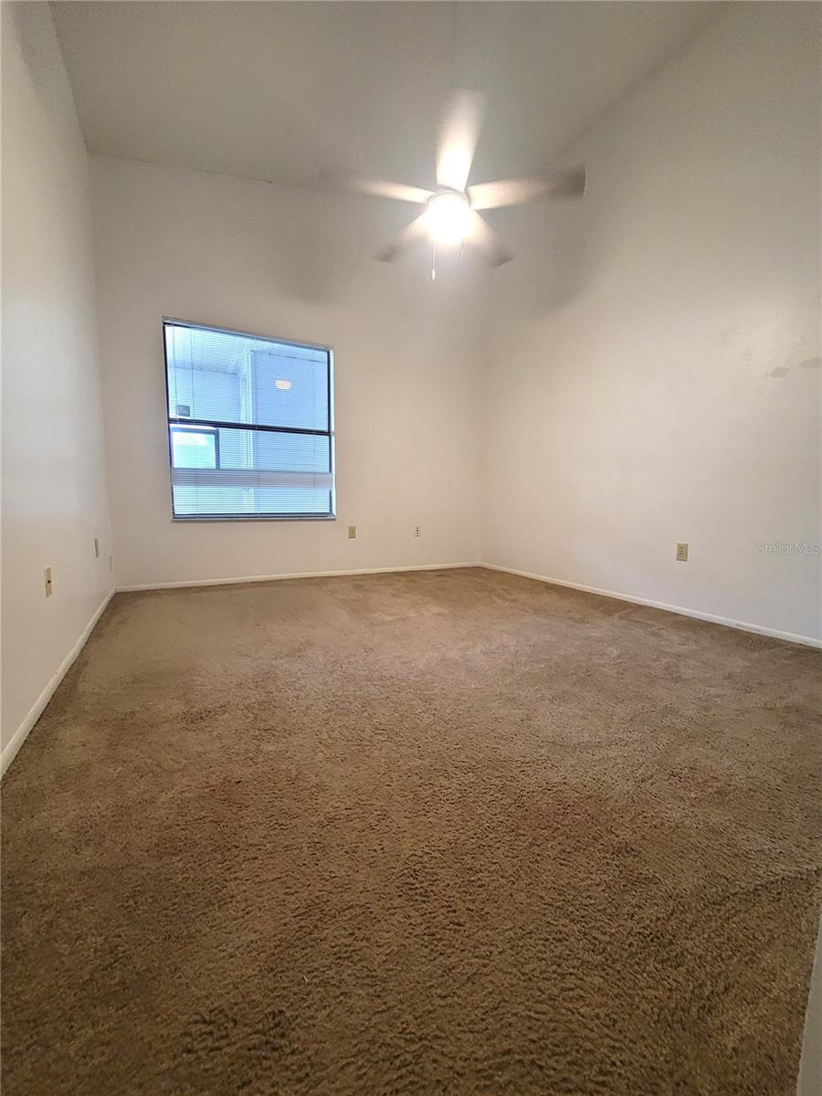 Image 7 of 13 For 3124 Semoran Boulevard 206