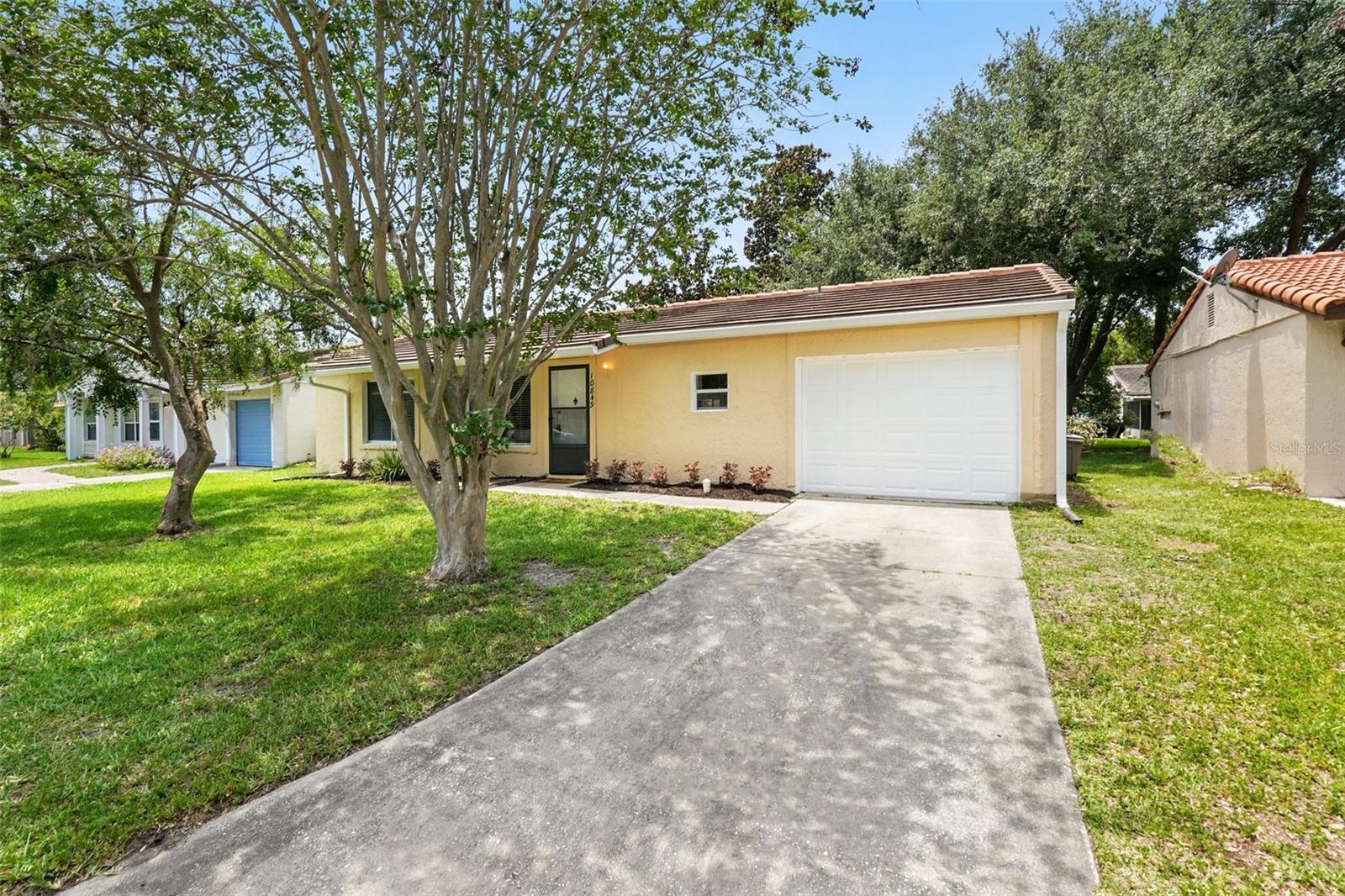 Image 4 of 36 For 10849 William Tell Drive