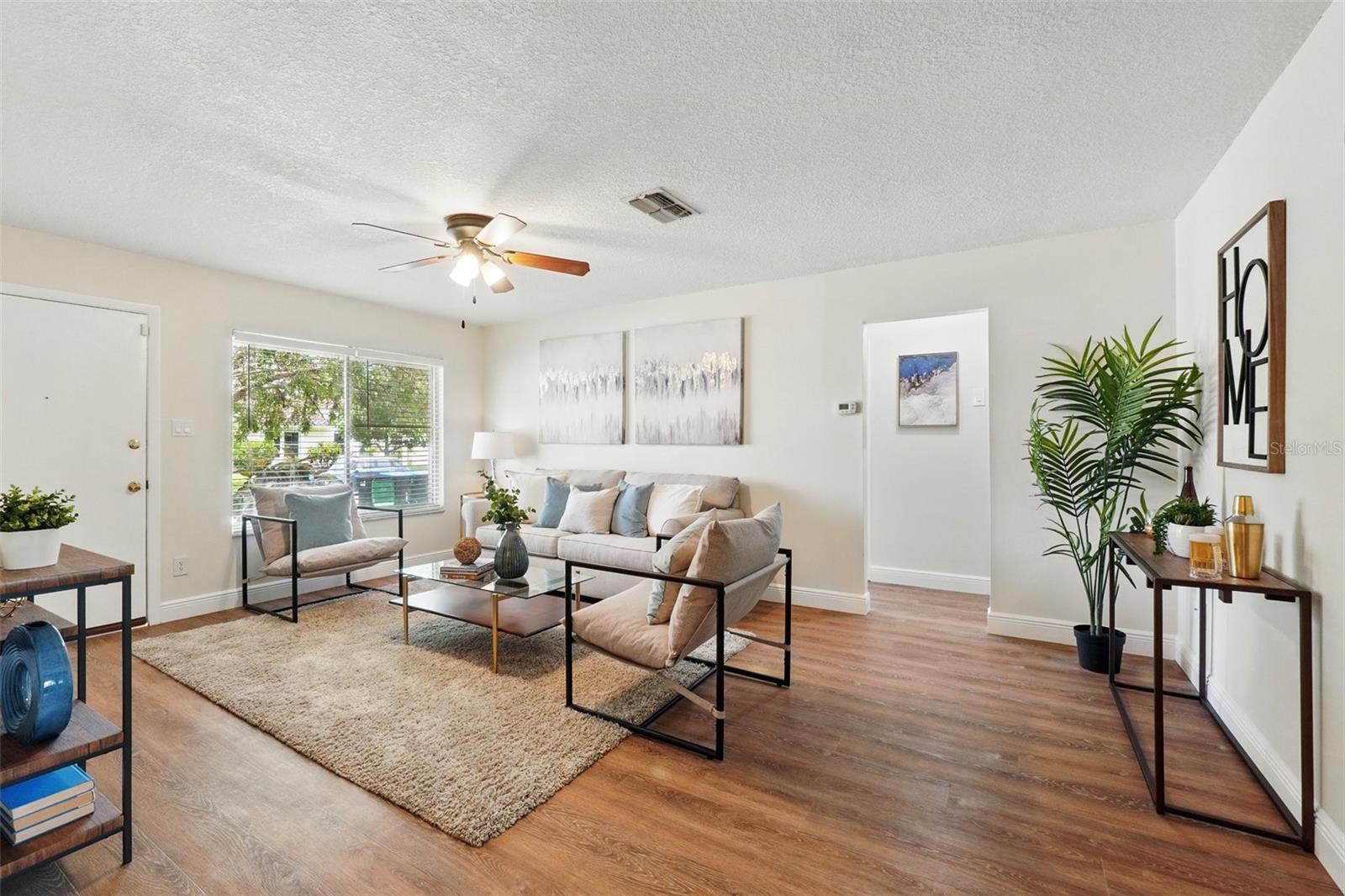 Image 8 of 36 For 10849 William Tell Drive