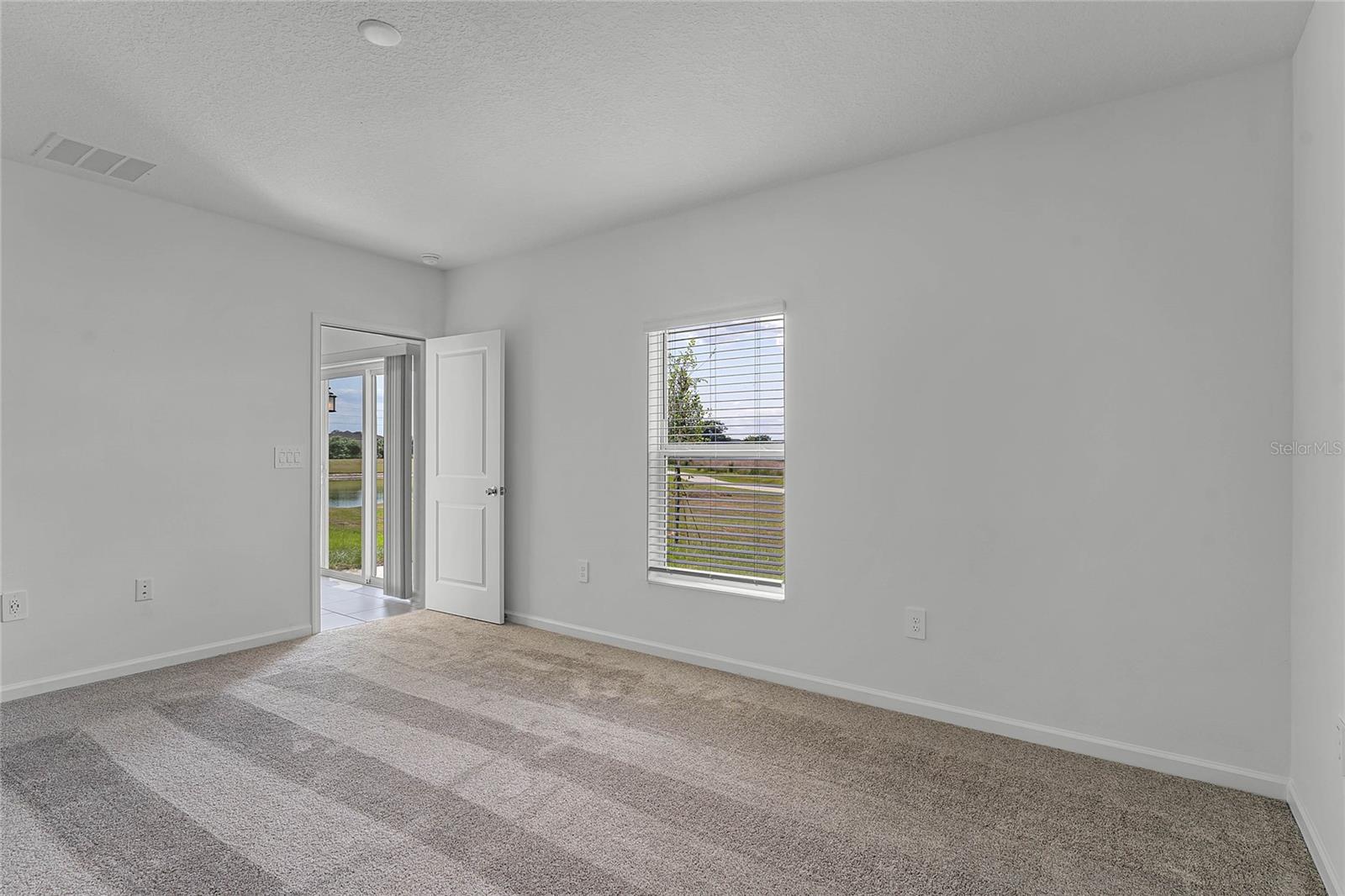 Image 16 of 26 For 541 Bell Prairie Circle