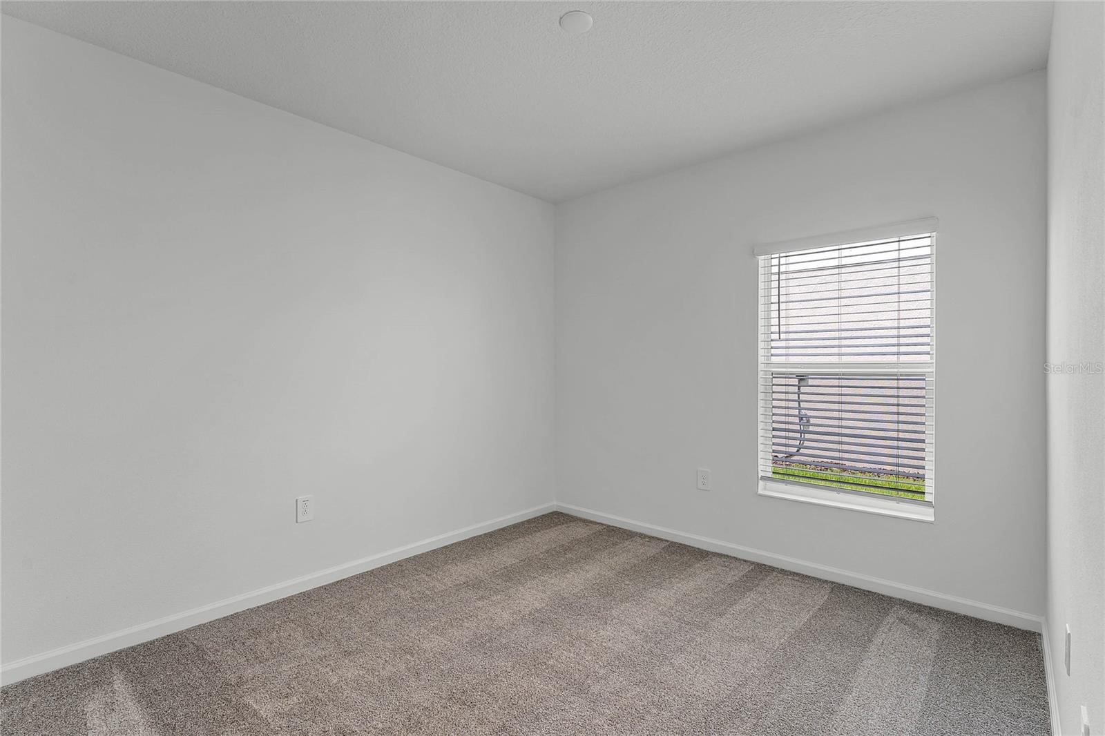 Image 20 of 26 For 541 Bell Prairie Circle