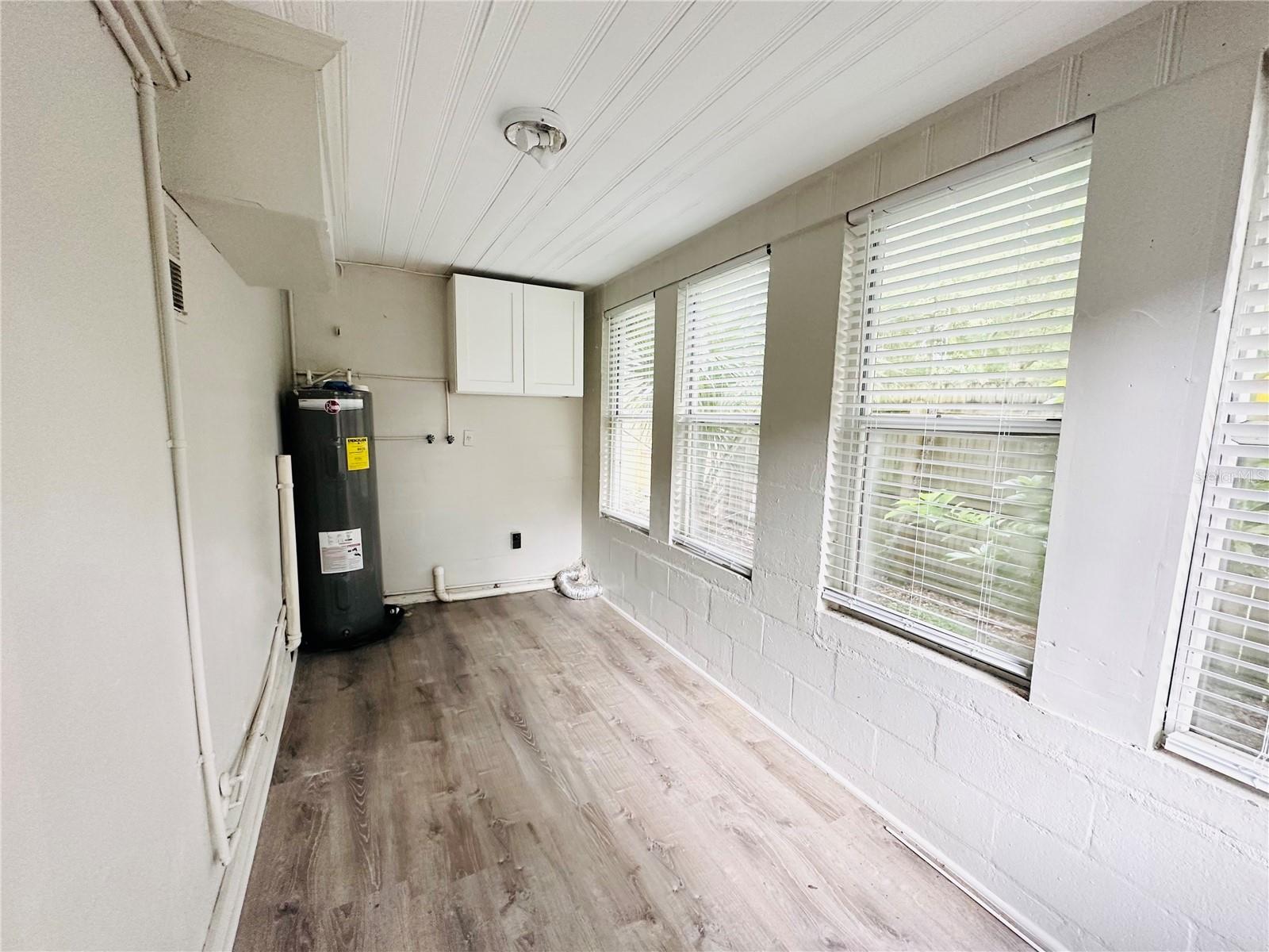 Image 11 of 16 For 1016 Atkins Place A