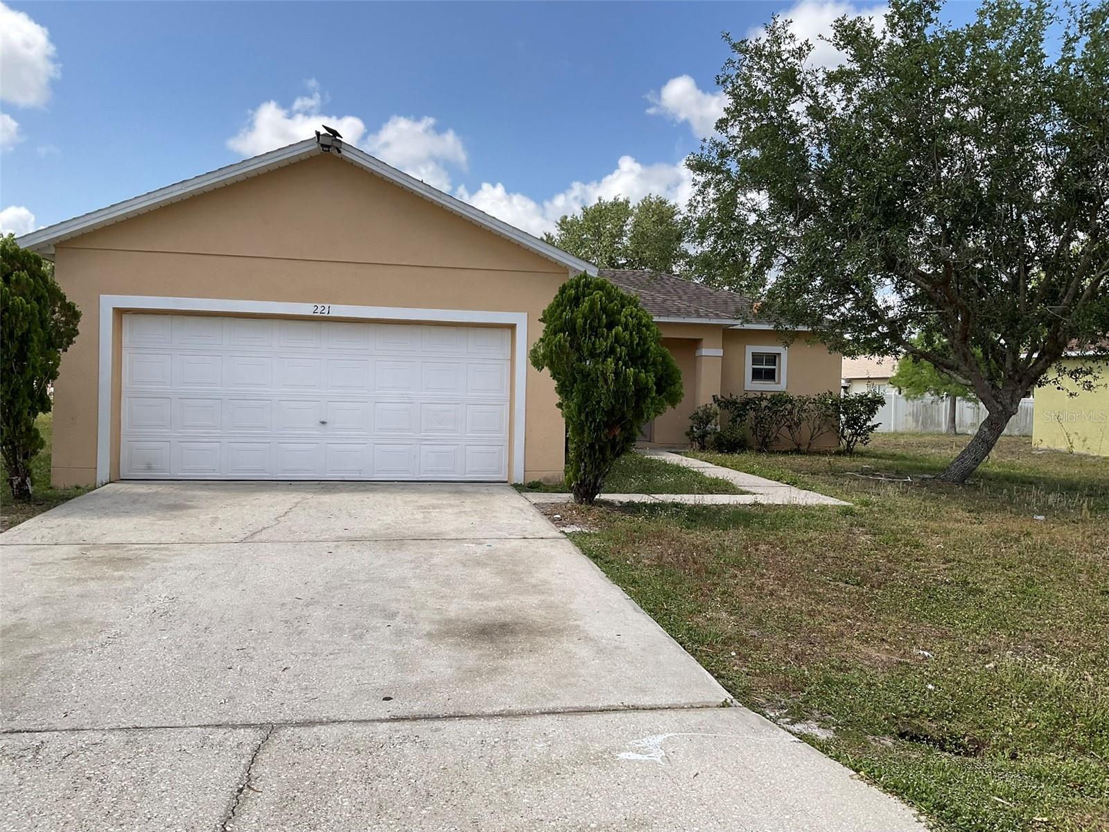 Details for 221 Banbury Place, KISSIMMEE, FL 34758