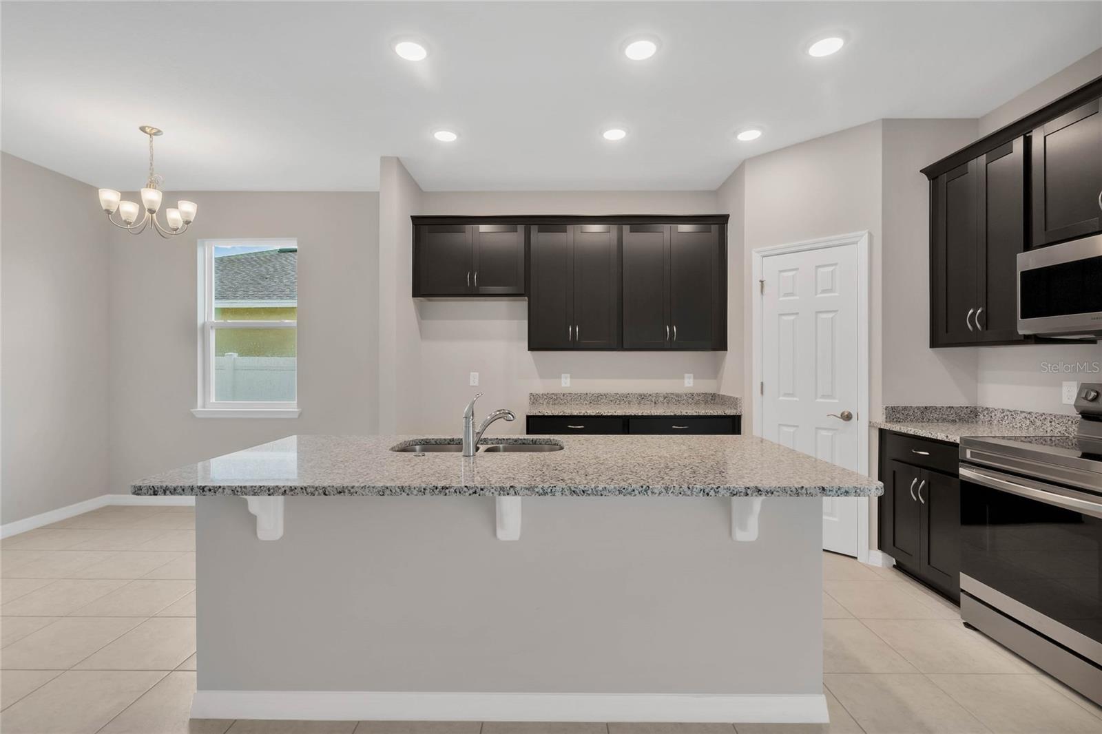 Image 15 of 42 For 3569 Dahlia Drive