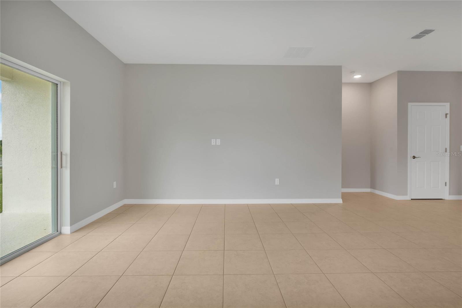 Image 16 of 42 For 3569 Dahlia Drive