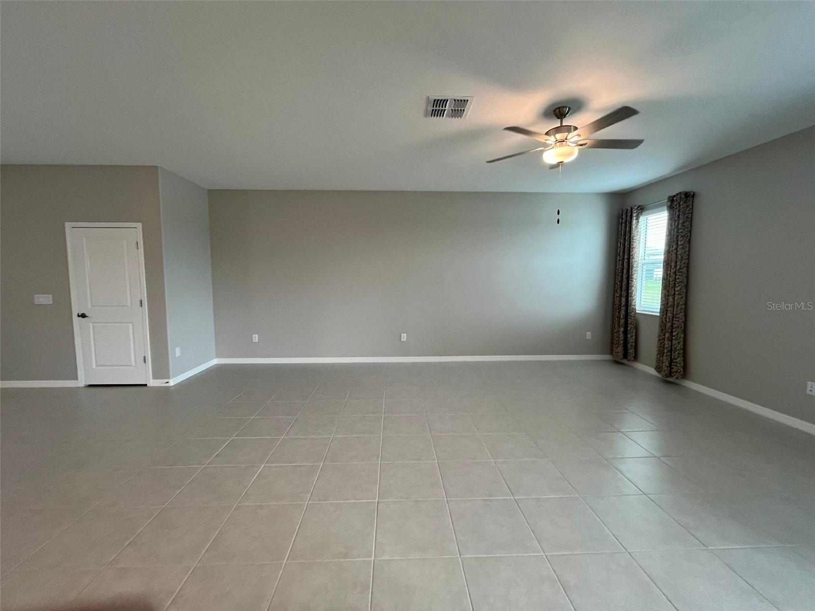Image 9 of 44 For 32094 Pop Ash Place