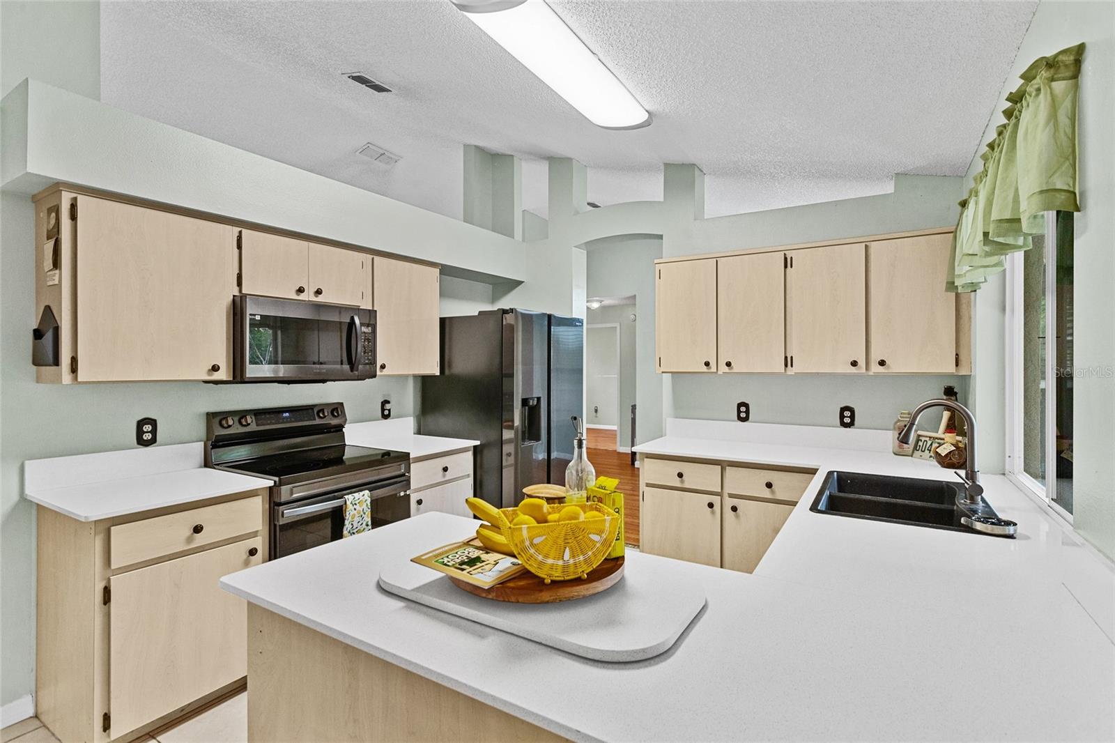 Image 12 of 39 For 2311 Alton Road