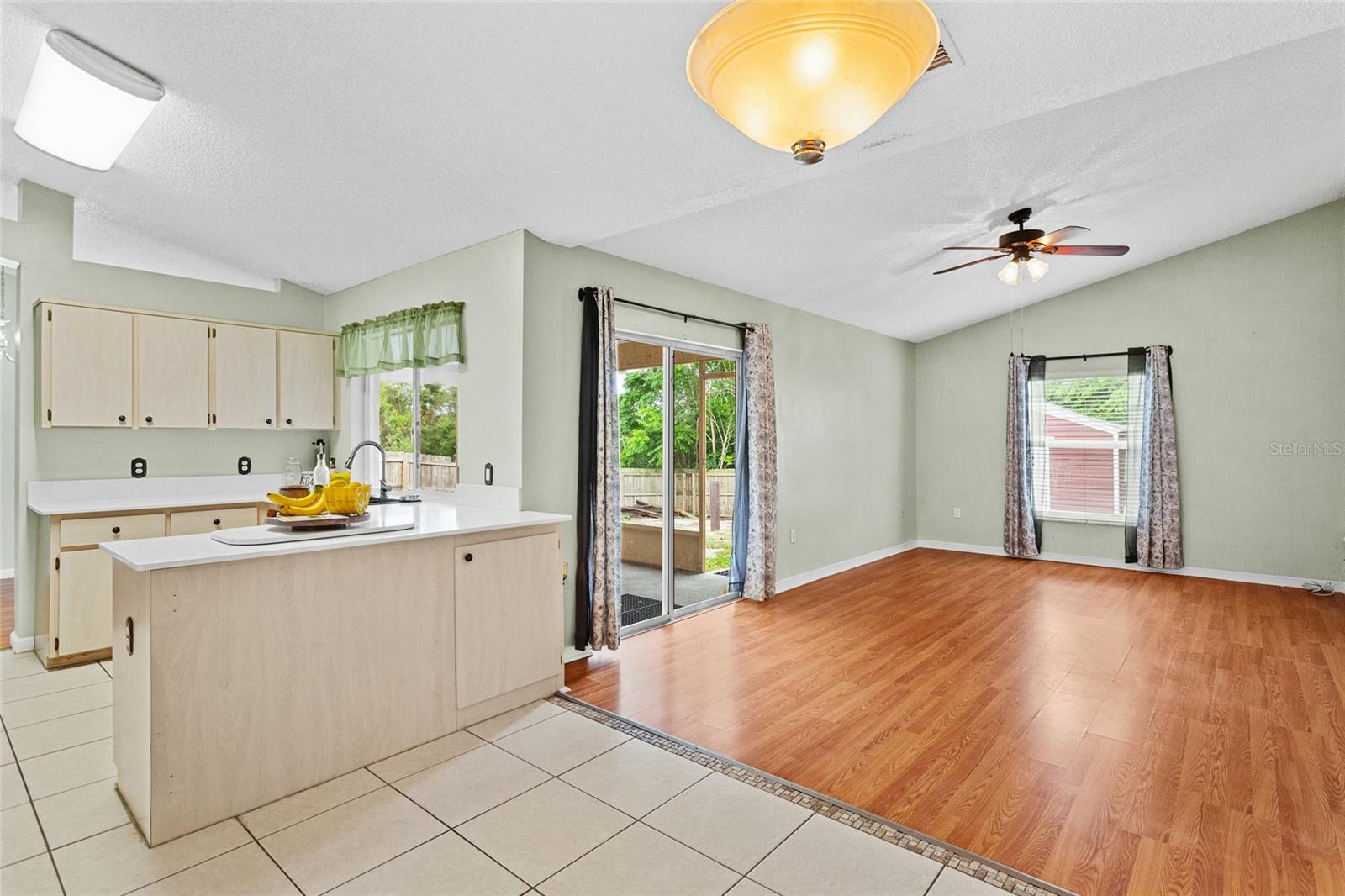 Image 15 of 39 For 2311 Alton Road
