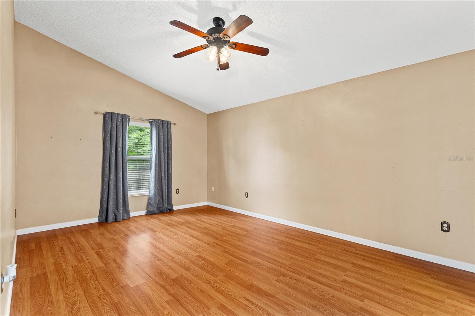 Image 17 of 39 For 2311 Alton Road